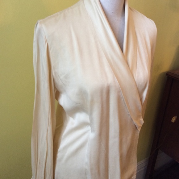 Dana Buchman Cream Wrap Silk Long Sleeve Top Sz 4 - Picture 3 of 12
